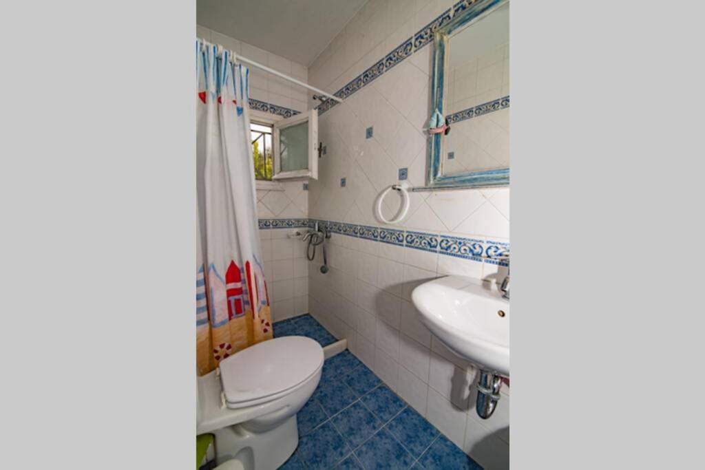 The Cottage House Romirion Bagian luar foto