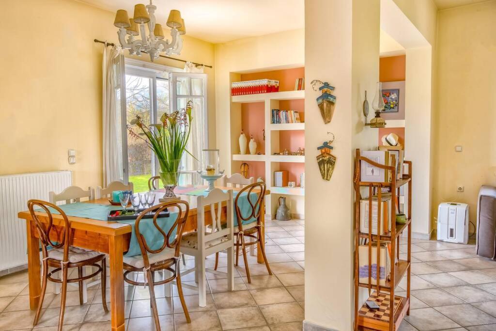 The Cottage House Romirion Bagian luar foto